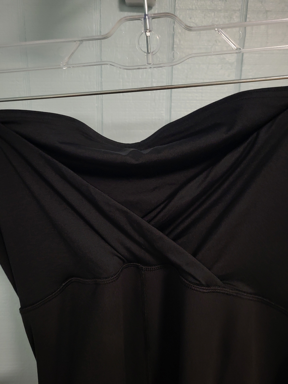 Isabel Maternity by Ingrid & Isabel Black Active Leggings Crossover Panel Medium - Picture 6 of 7